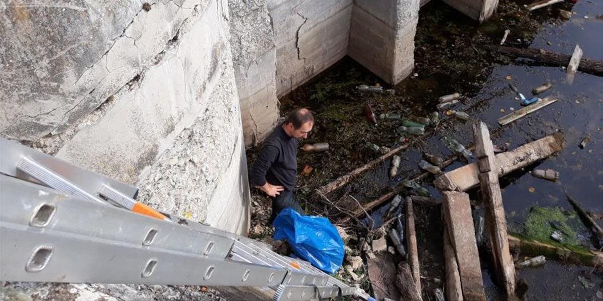 Pri čistení dvoch lokalít Gemera vyzbierali dobrovoľníci 55 vriec odpadu