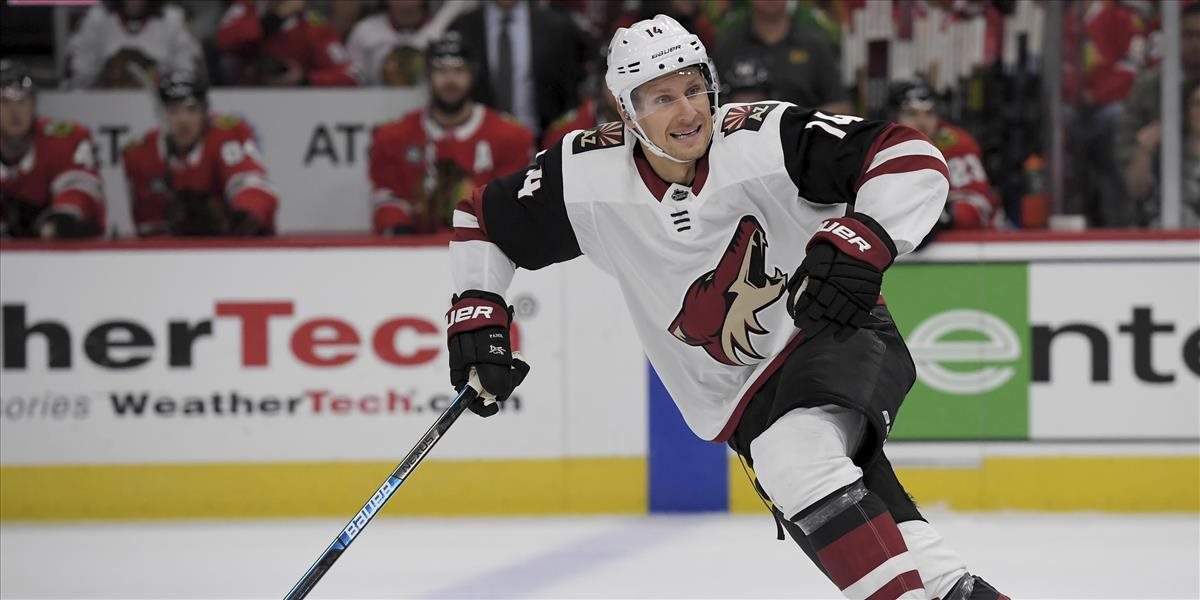 NHL: Päťbodový Pettersson žiaril vo Vancouveri, Daňo za Colorado nehral