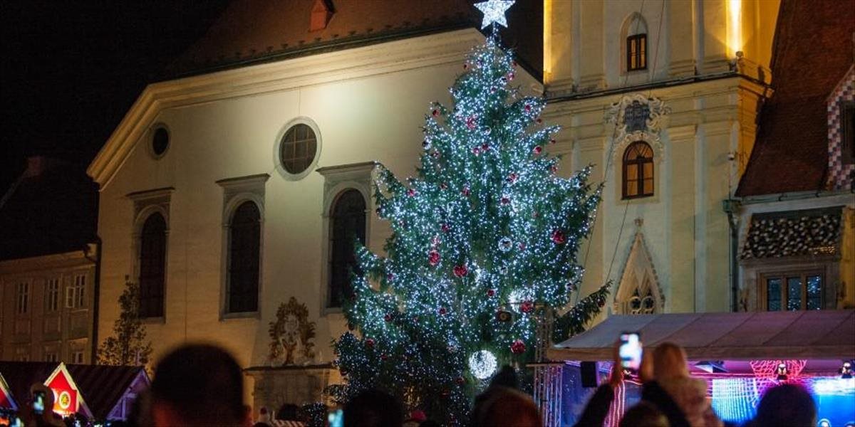 V Bratislave budú pred Vianocami posilnené hliadky, pribudli zábrany