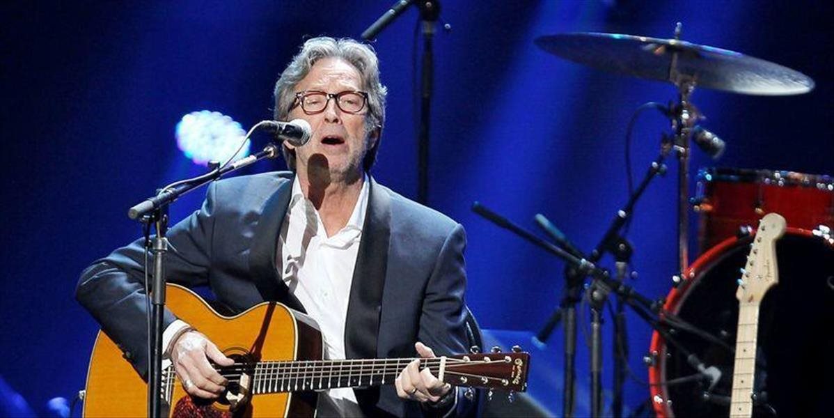 VIDEO Eric Clapton zverejnil videoklip ku coververzii piesne White Christmas