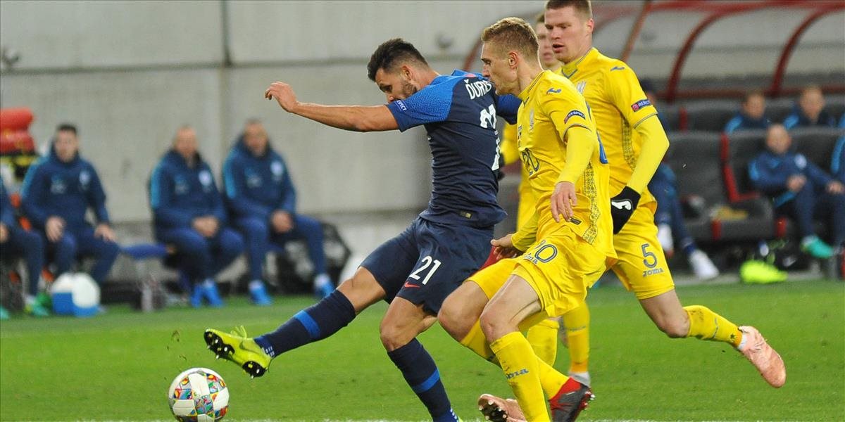 Slováci v prvom zápase pod Hapalom hladko triumfovali nad Ukrajincami