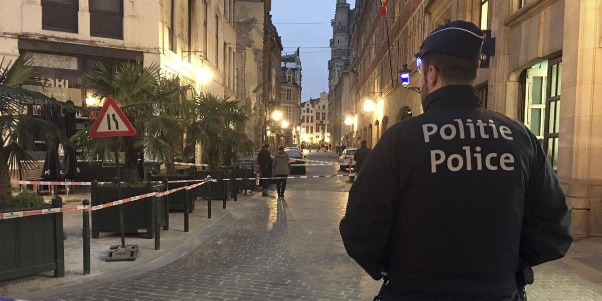 V centre Bruselu postrelili osobu, ktorá nožom zaútočila na policajta