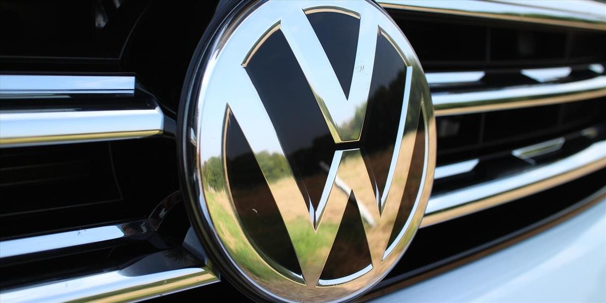 Prehnaný tlak na rozvoj elektromobility ohrozuje pracovné miesta vo VW