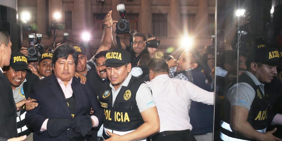 Razia proti ďalším futbalovým funkcionárom, peruánska polícia zadržala prezidenta miestnej federácie