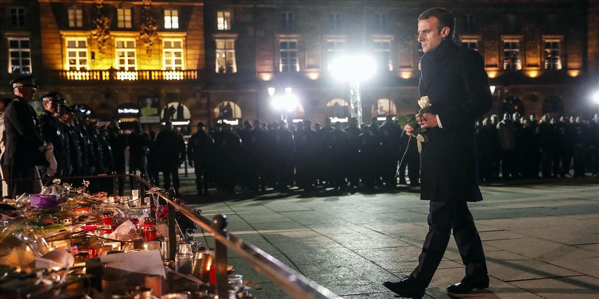 Francúzsky prezident si v Štrasburgu si uctil obete útoku