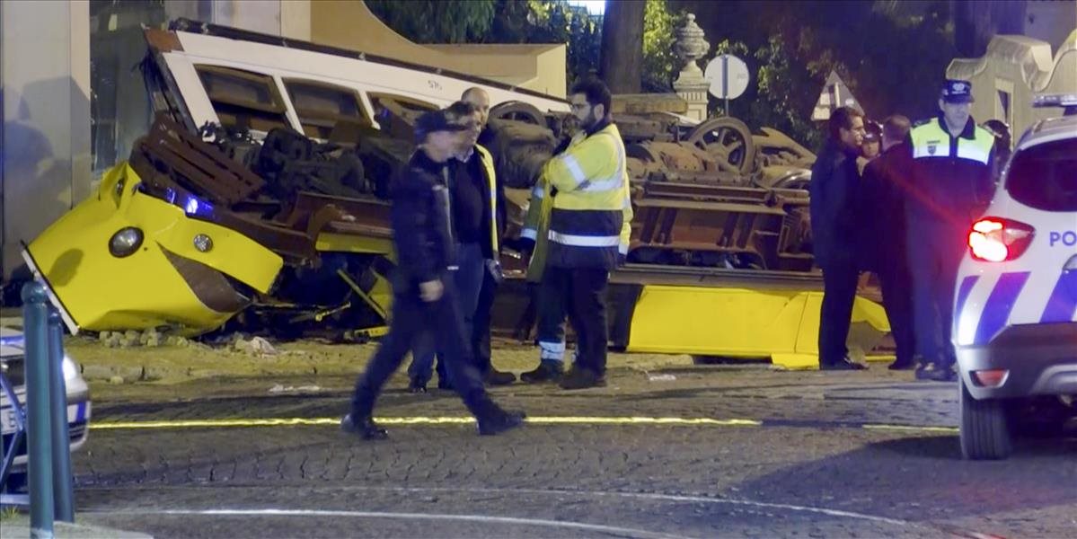 Pri havárii električky v Lisabone takmer tri desiatky zranených