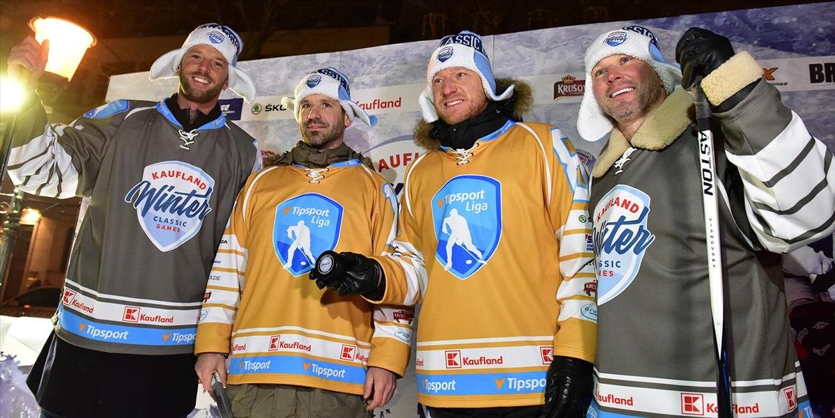 VIDEO Aj naše hokejové legendy považujú Vianoce za najkrajšie sviatky, Ľubo Višňovský má pre fanúšikov hokeja vianočný odkaz