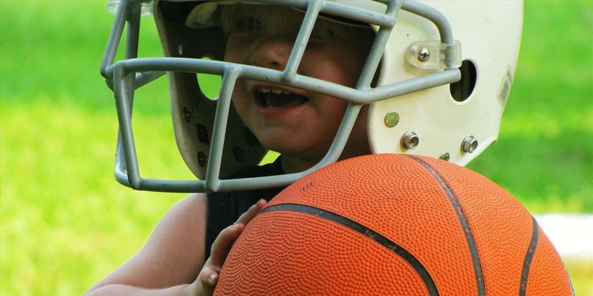 Koniec roku v NBA: Preteky bábätiek a smeč maskota