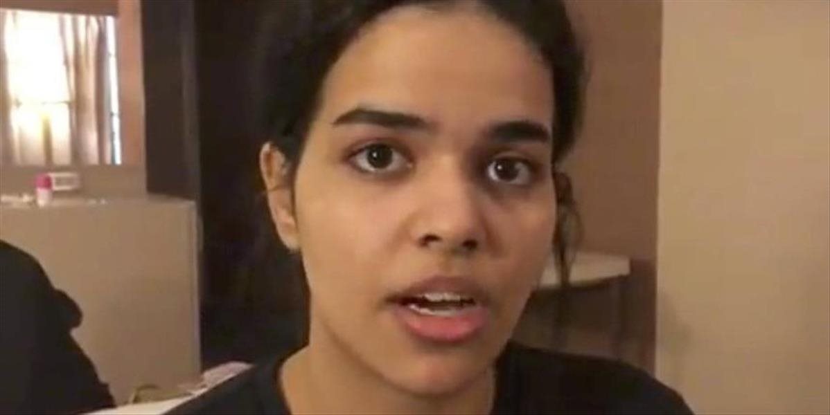 Keď ma deportujú, rodina ma zabije: Saudská dievčina sa zabarikádovala na thajskom letisku