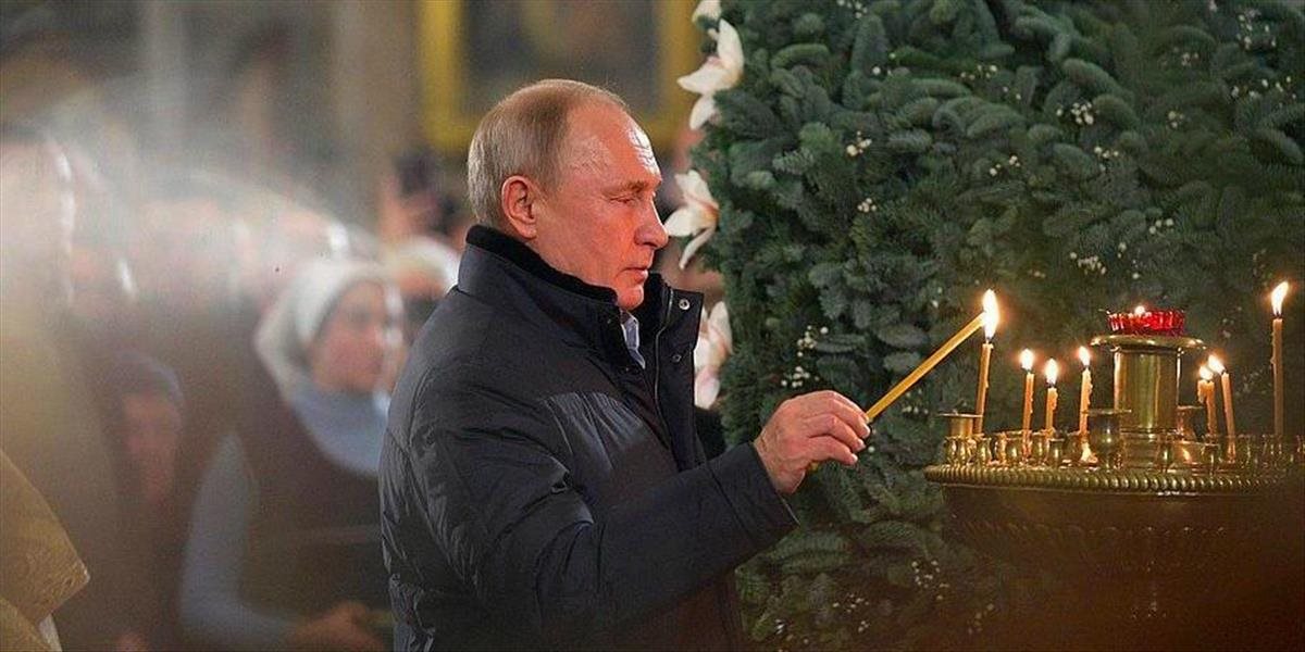 Putin zavítal na pravoslávne vianočné oslavy do Petrohradu