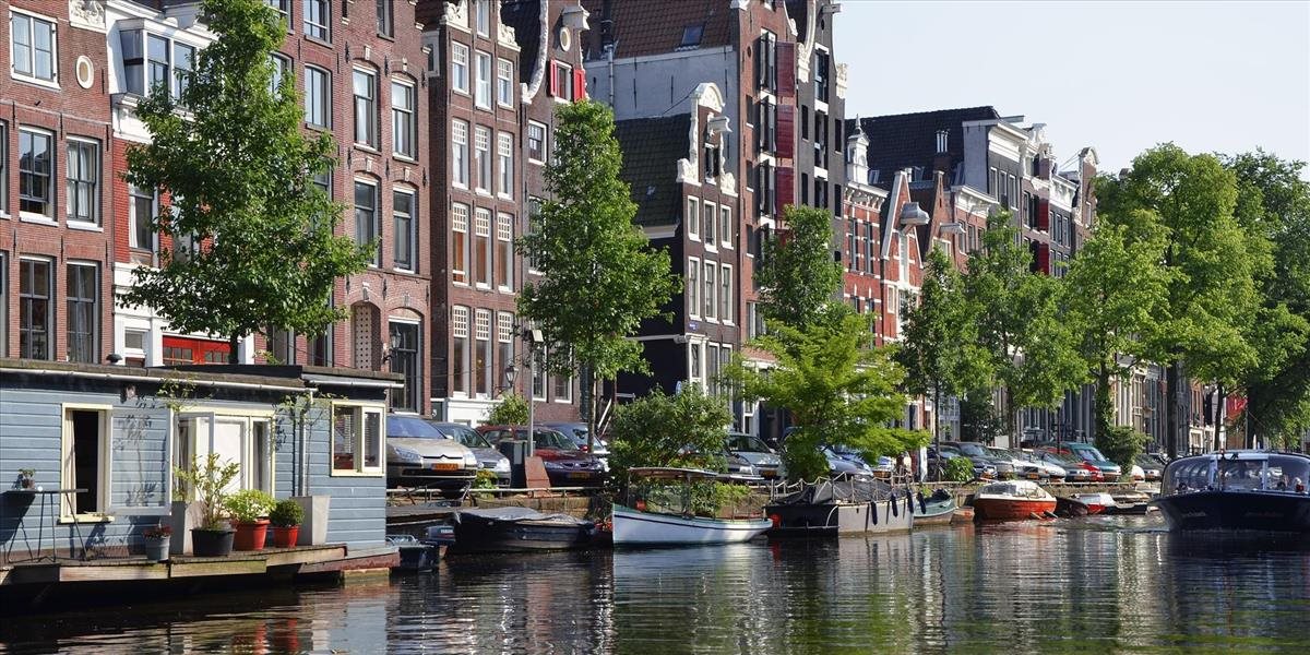 Holandskej vláde hrozí rozpad pre ambiciózne ekologické ciele