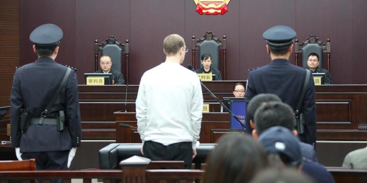 V Číne odsúdili na smrť Kanaďana obvineného z pašovania drog