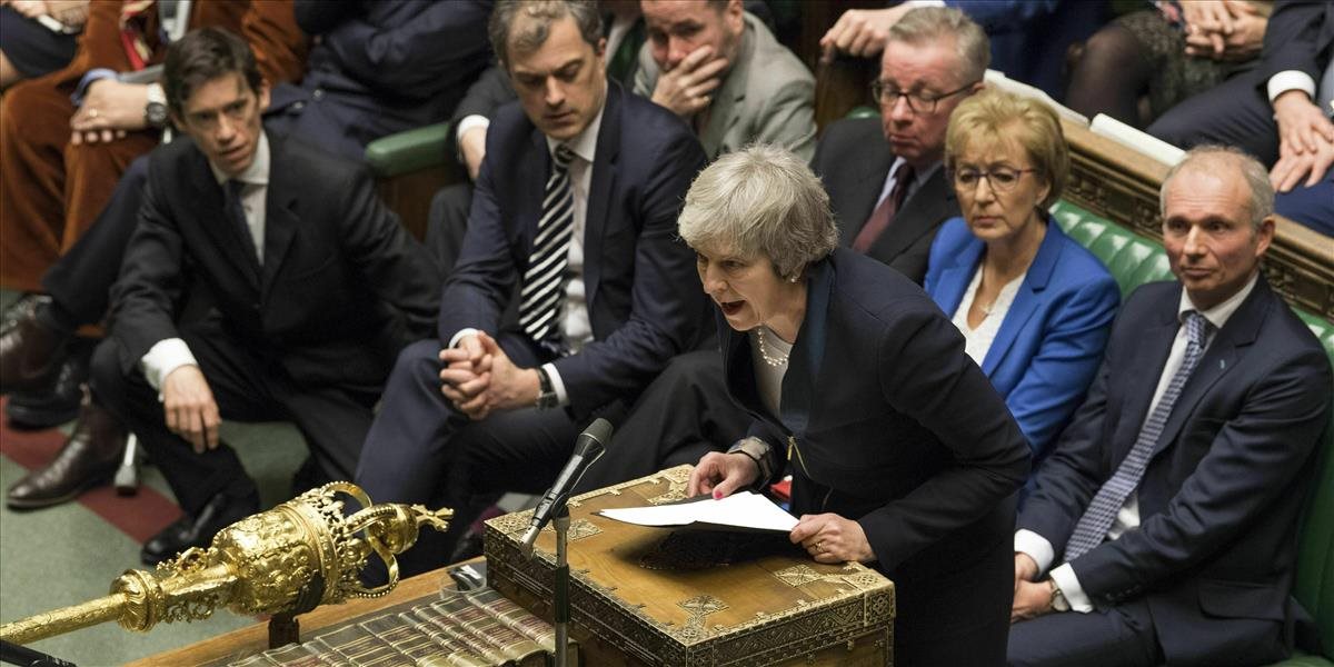 Mayová v hlasovaní o brexite utrpela masívny debakel: Ostane Británia nakoniec súčasťou EÚ?