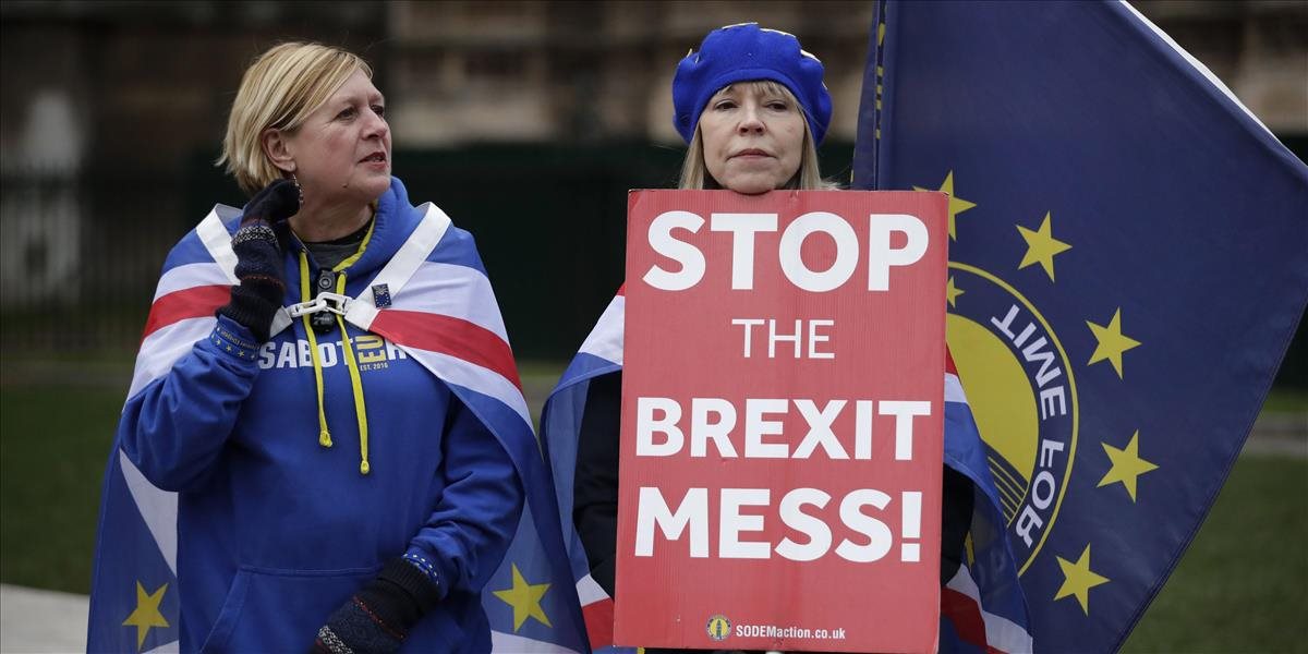 Theresa Mayová odmieta nové referendum aj posun termínu odchodu z EÚ: Čo teda chce?