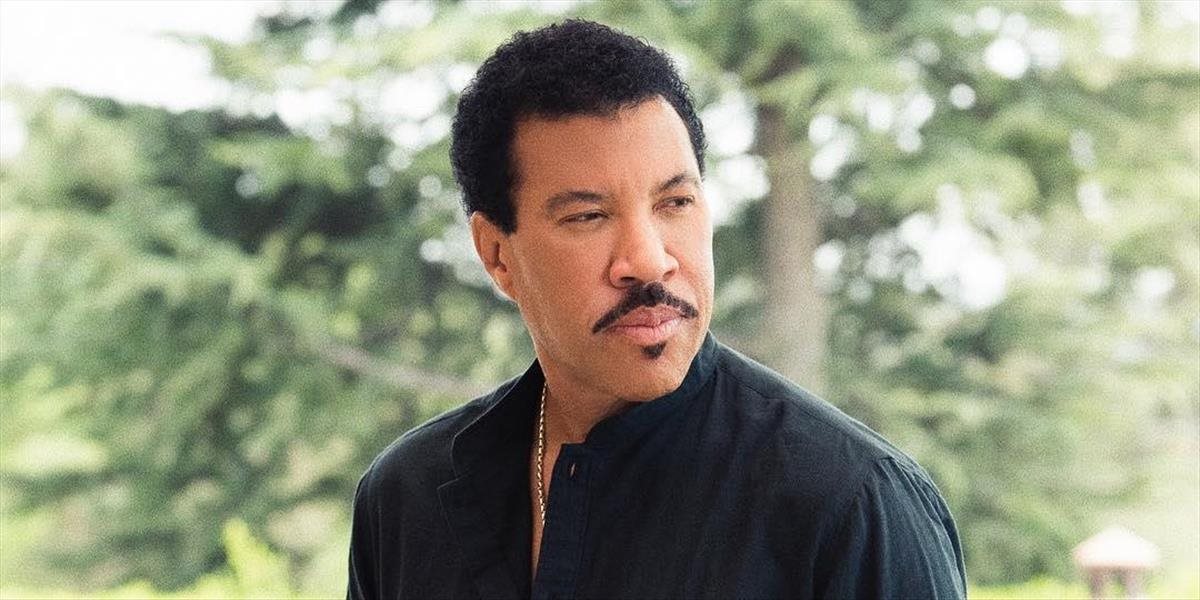 Dráma na londýnskom letisku: Syn Lionela Richieho chcel odpáliť bombu!