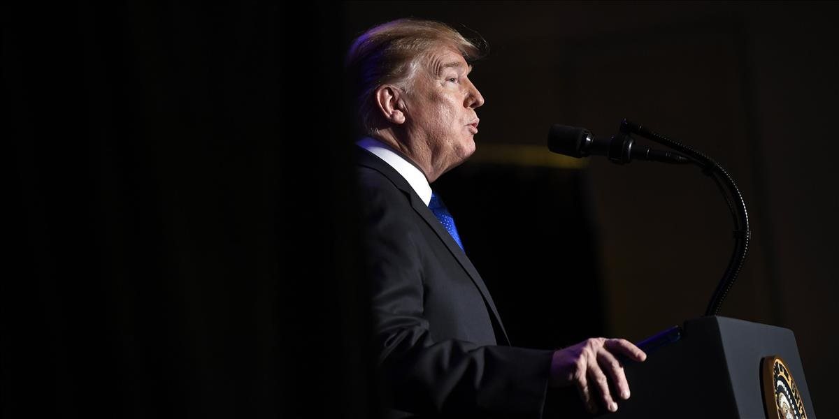 Donald Trump vyhlasuje stav núdze, chce stavať hraničný múr