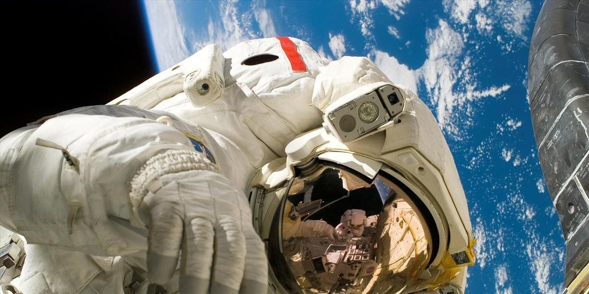 Rusko a USA podpísali zmluvu, ktorá umožní lety ďalších turistov do vesmíru