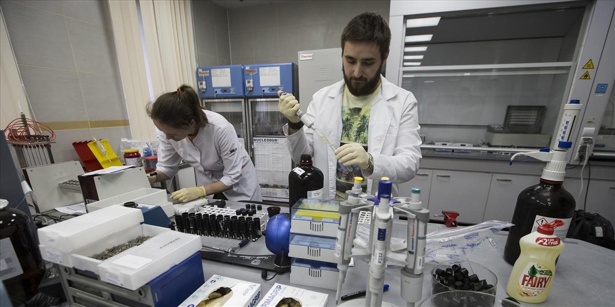 Do dopingového škandálu majú byť zapojení aj futbalisti, atléti a cyklisti