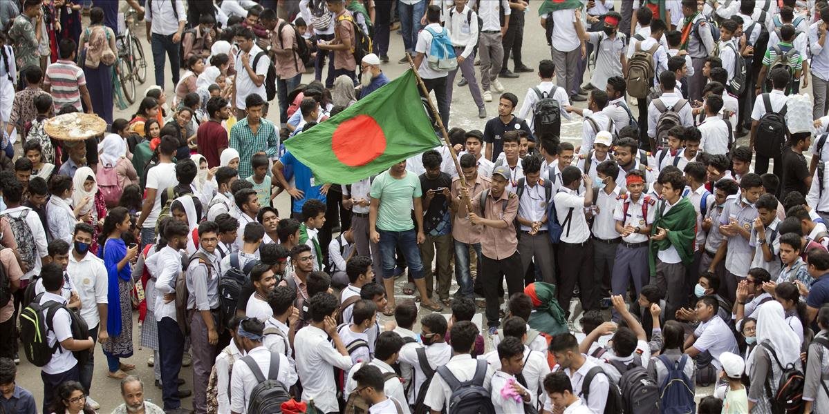 Bangladéš oznámil OSN, že už nemôže prijať ďalších rohinských utečencov