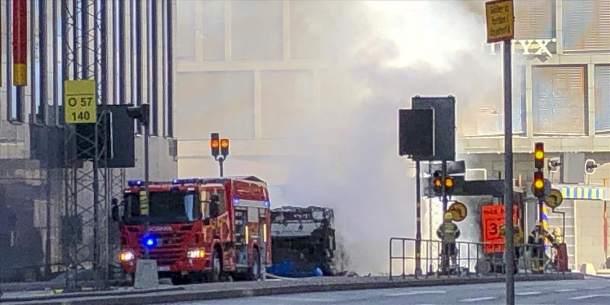 V Štokholme vybuchol autobus, šoféra previezli do nemocnice