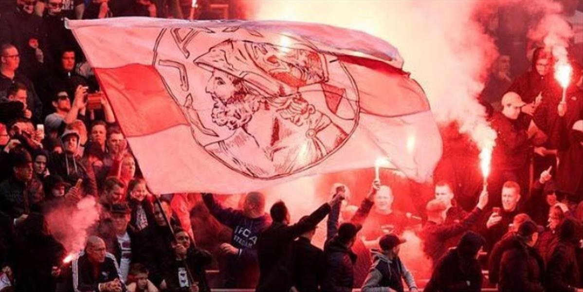 UEFA bude riešiť už v poradí štvrté nešportové správanie fanúšikov Ajaxu na ihriskách súpera