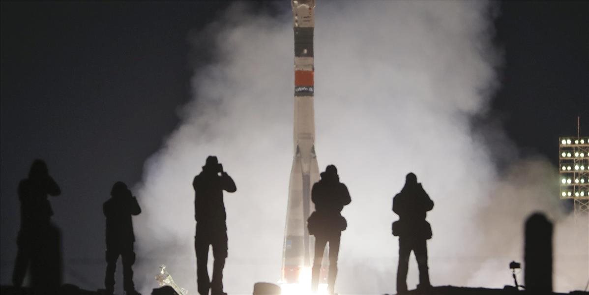 Na druhý pokus: Z Bajkonuru odštartovala k ISS pilotovaná kozmická loď Sojuz MS-12