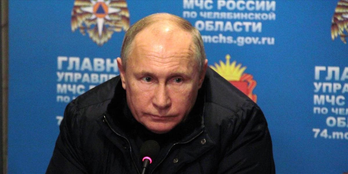 Vladimir Putin podpísal zákony proti šíriacim sa falošným správam a "prejavom neúcty" voči úradom