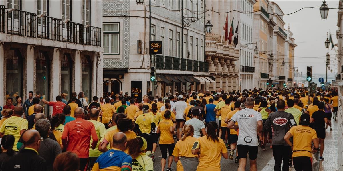 Amatérski i profi milovníci behu si v Bratislave vyskúšajú nový bežecký šport