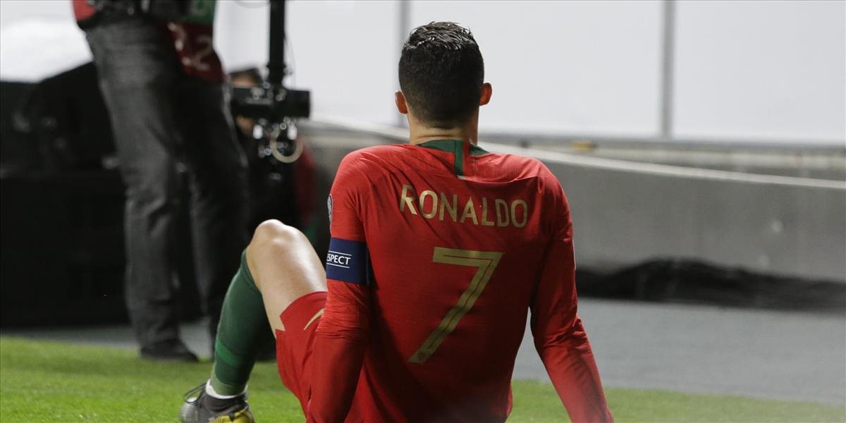 Cristiano Ronaldo sa v zápase so Srbskom zranil