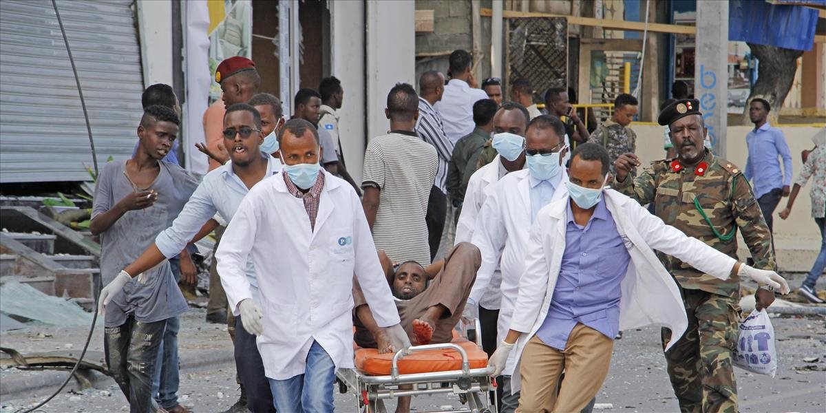 Výbuch pri reštaurácii v Mogadiše má 18 obetí