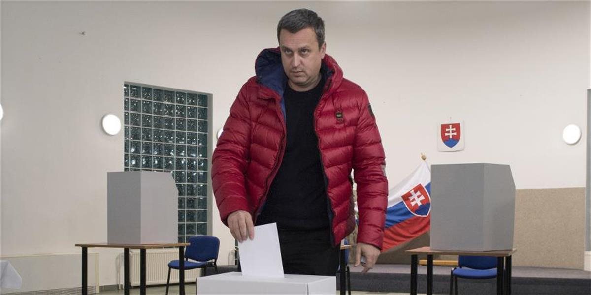 Andrej Danko odvolil s voličským preukazom