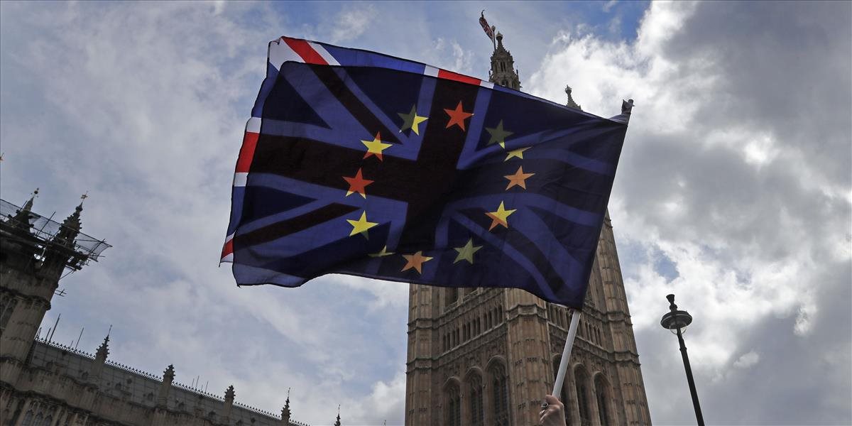 Európa je stále zhovievavá, Británii ponúka ročný odklad brexitu