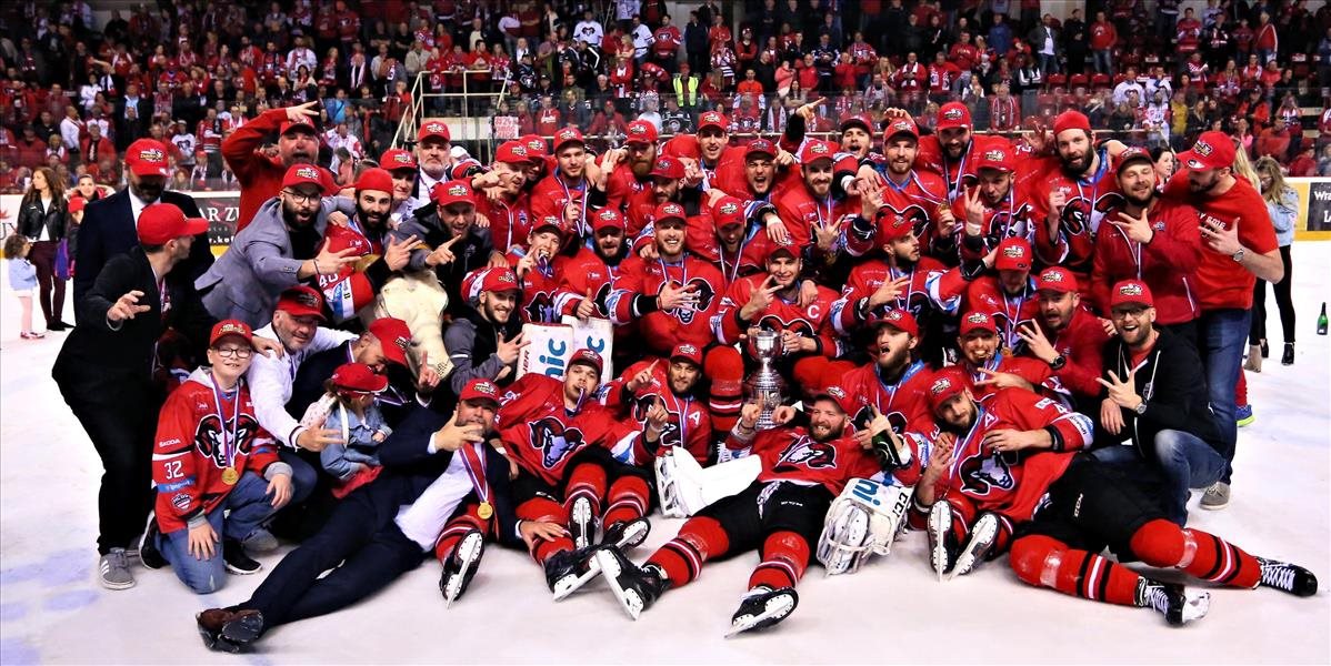 Banská Bystrica sa po ročnej prestávke opäť raduje z titulu majstra hokejovej Tipsport ligy