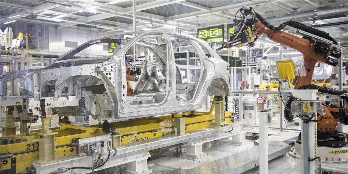 Predmetom dnešného rokovania vlády boli aj bariéry v automobilovom priemysle