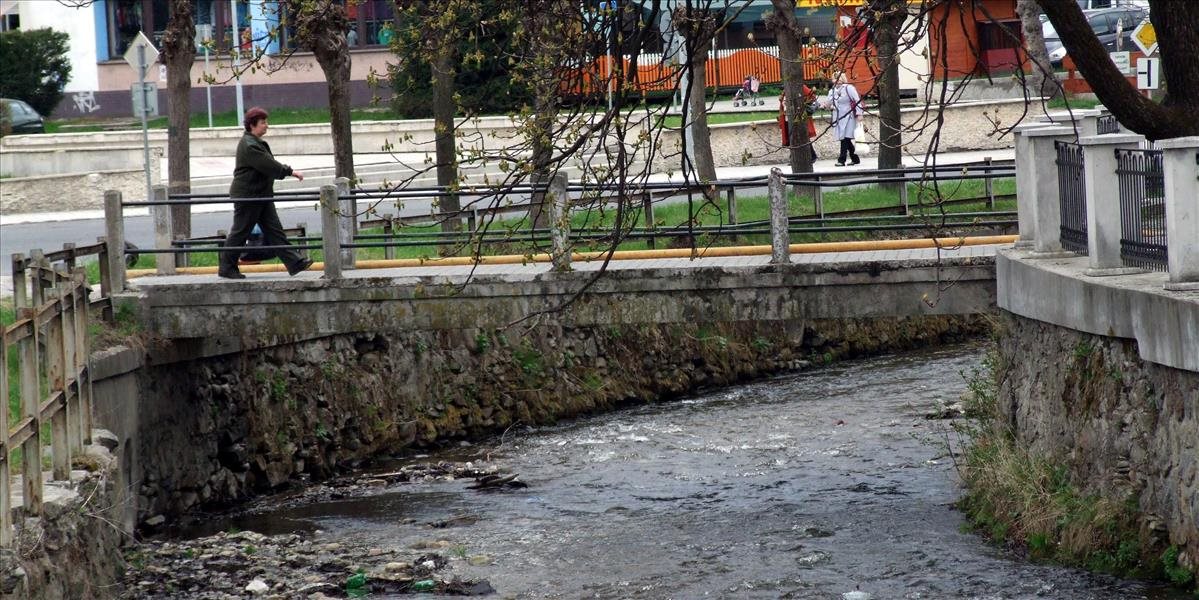 Rieku Muránka budú čistiť od odpadu v 20 obciach