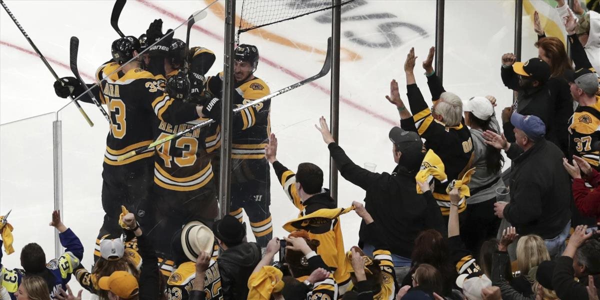 VIDEO: Chára a spol. to zvládli, Boston je po vyradení Toronta hore nohami