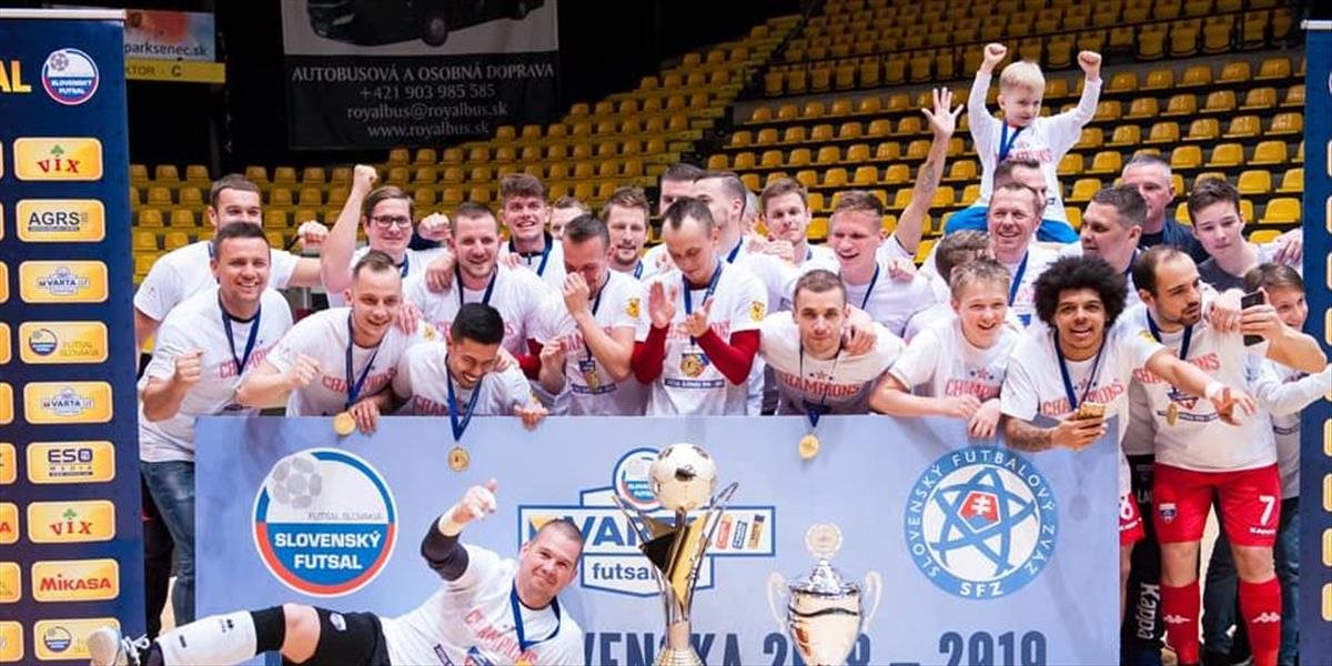 Futsalovým majstrom SR sa stal klub s bizarným názvom a Brazílčanmi v tíme