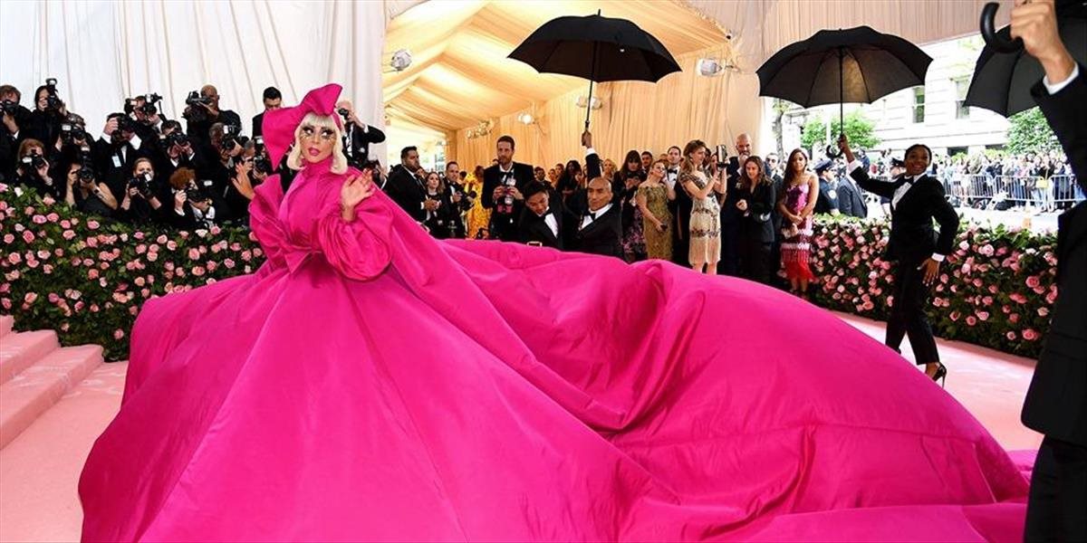 FOTO: Tohoročný Met Gala prevýšil všetky očakávania, róby boli šokujúce!