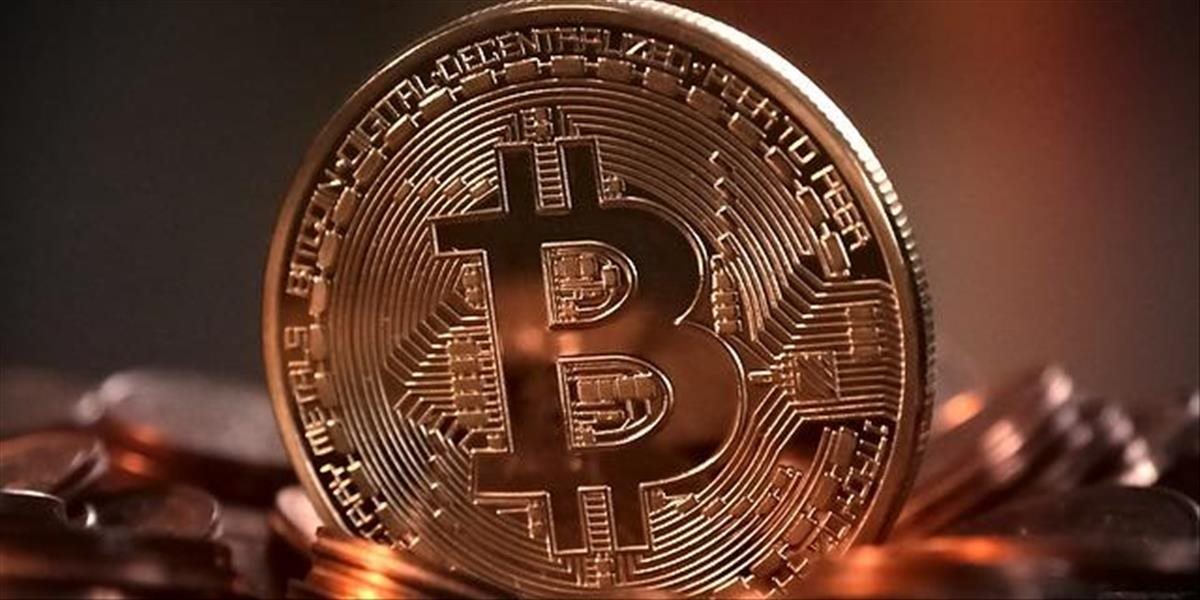 Bitcoin pokračuje v prudkom raste, cez víkend jeho kurz stúpol o vyše 1000 USD