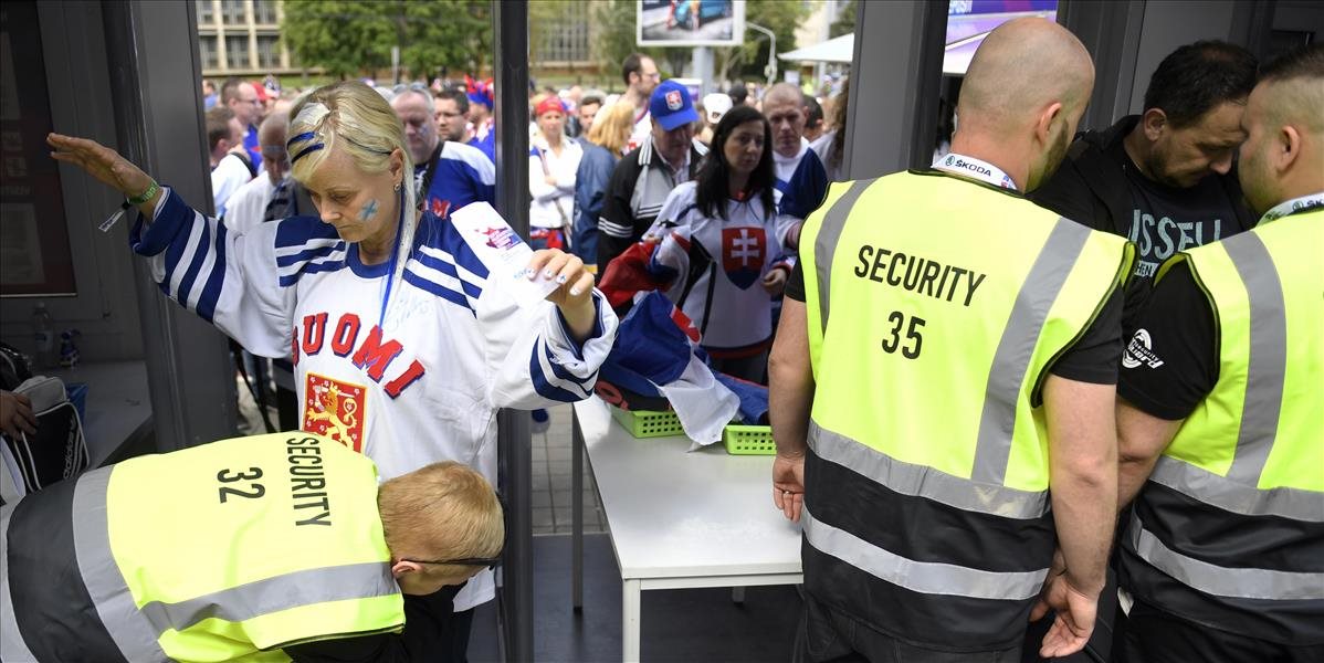 V bratislavskej aréne úradoval falošný novinár, vraj ide o známu "firmu"