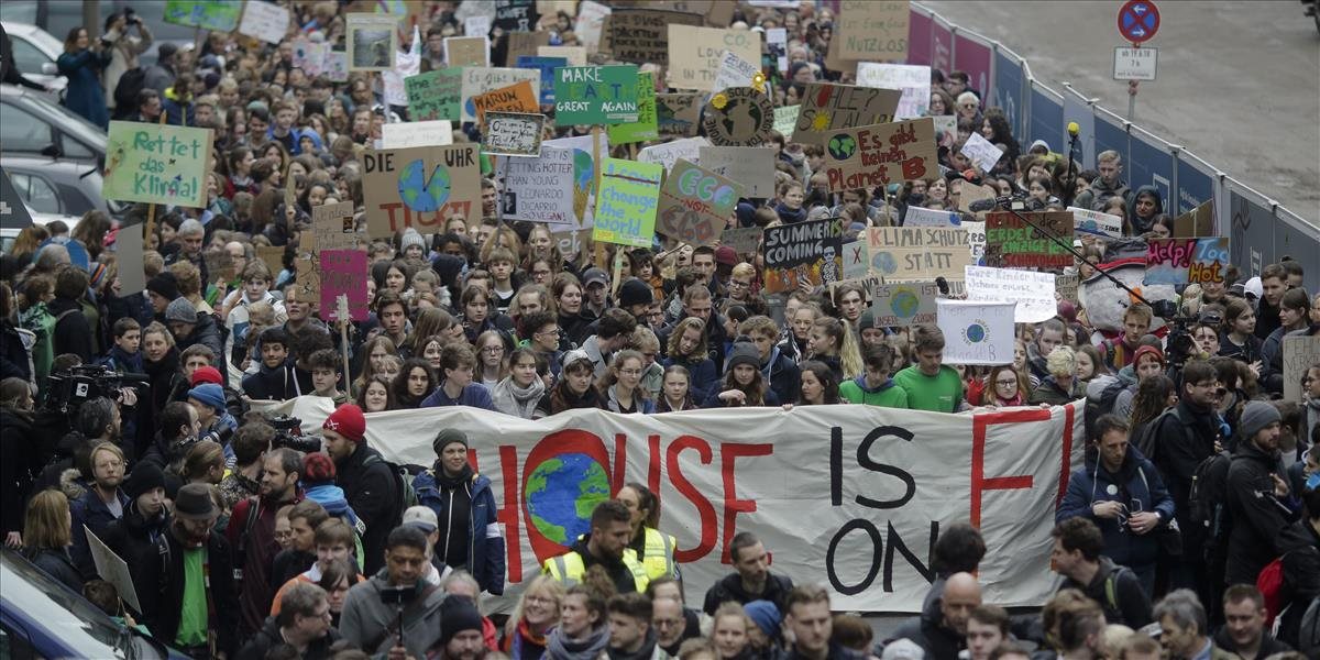 Študenti na Novom Zélande vo veľkom protestovali za ochranu klímy