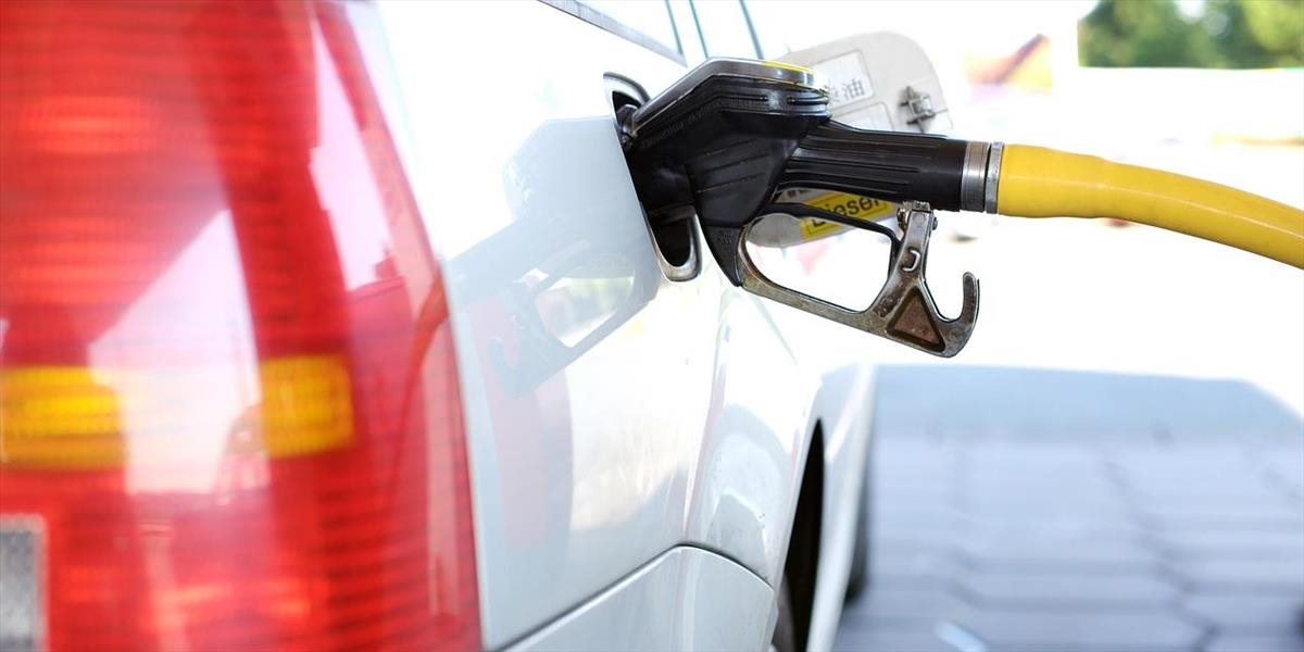 Motoristi by lacnejšie pohonné látky nemali očakávať