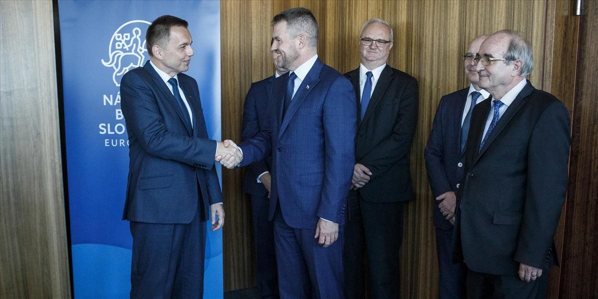 REPORTÁŽ: Peter Kažimír, ako nový guvernér NBS, vidí prioritu v stabilite finančného sektora