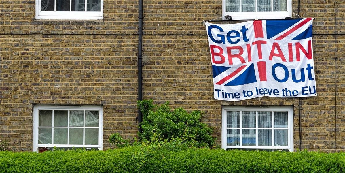 Pokiaľ sa stane novým premiérom Británie Johnson, brexit sa uskutoční s dohodou či bez nej