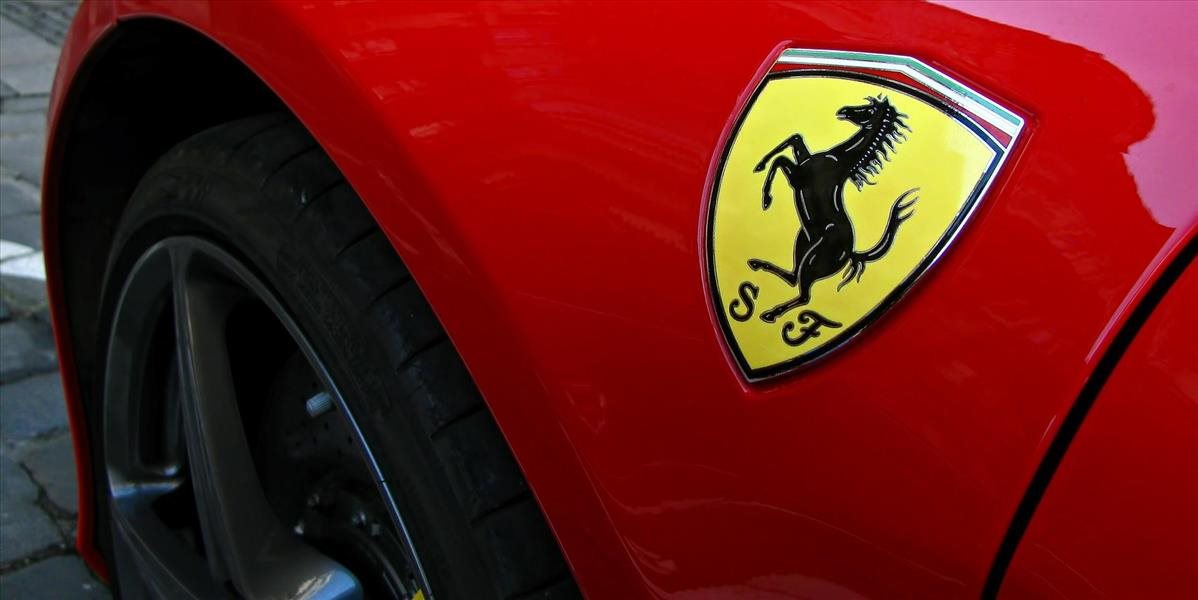 Ako sa na logo talianskej automobilky Ferrari dostal kôň a žltá farba do pozadia?