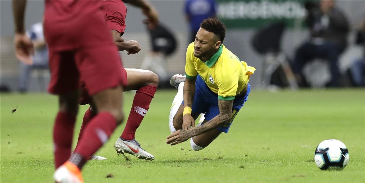 Neymar sa vyhne operácii, mal by stihnúť začiatok novej sezóny