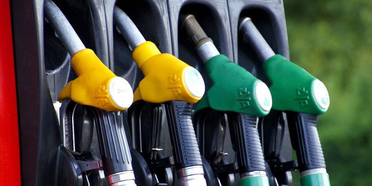 Zlacňovanie pohonných látok na slovenských pumpách bude pokračovať, predpovedá analytička