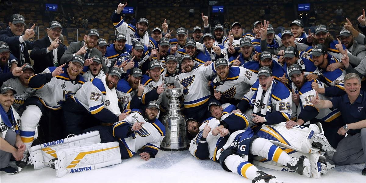 NHL: St. Louis Blues oslavuje premiérový zisk Stanleyho pohára
