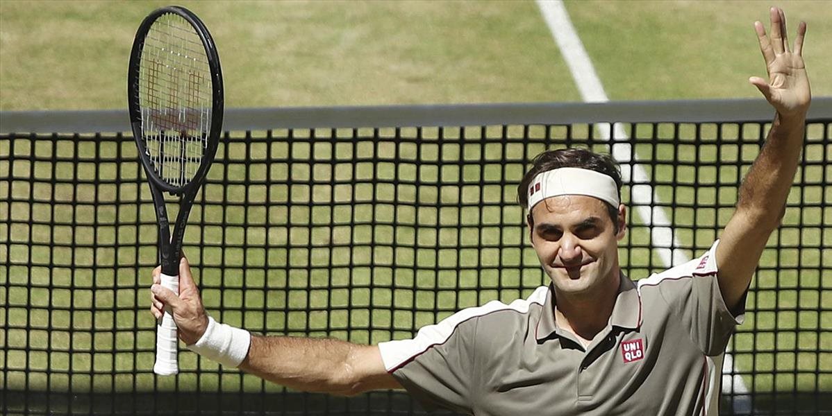 Federer prekonal sám seba. Má 10. singlový titul z Halle a 102. v kariére