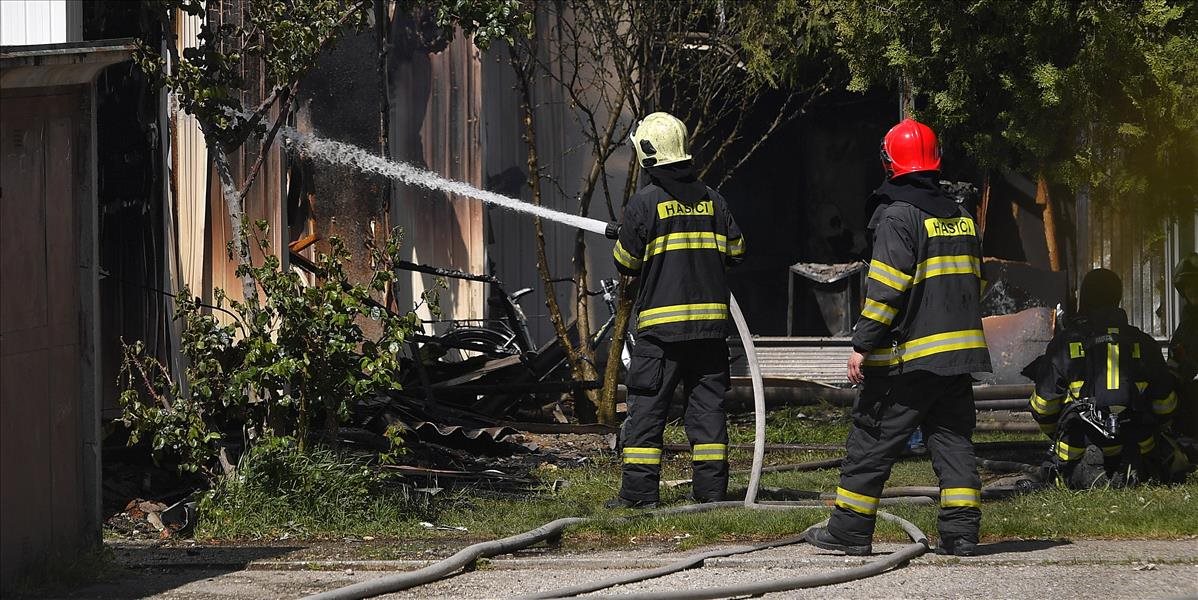 VIDEO Požiar elektrárne v Žilinskom kraji dostali pod kontrolu až 3 hasičské jednotky